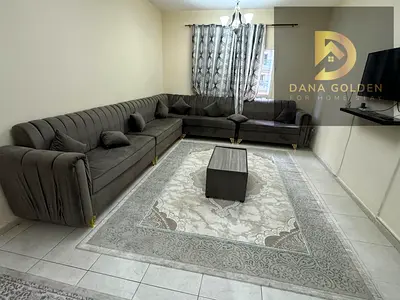 : **Hotel-style furnished apartment available from today. One bedroom and a living room, large area, overlooking the main stree