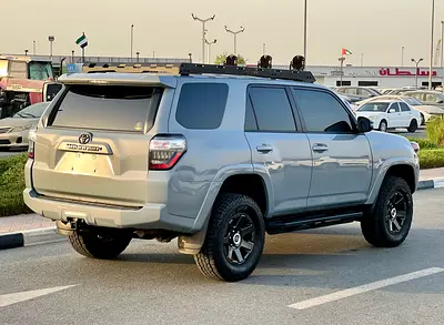 2021 Toyota 4RUNNER — фото 6