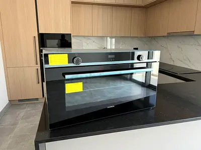 Siemens Brand New Stock Built-in Electric Oven 90cm – Premium German Engineering