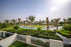 Most Private Location | Single Row | Large Layout