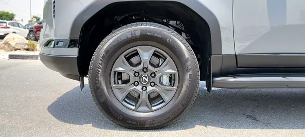 صورة 14 لـ 2025 Lexus GX-SERIES