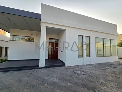 | CONTEMPORARY VILLA | PVT GARDEN | DRIVER ROOM |