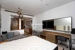 FULLY FURNISHED | READY TO MOVE IN | BRIGHT STUDIO