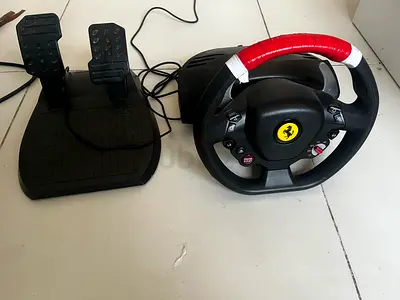 Thrust master t80Ferrari Racing Wheel with Pedals - Works, Minor Wear