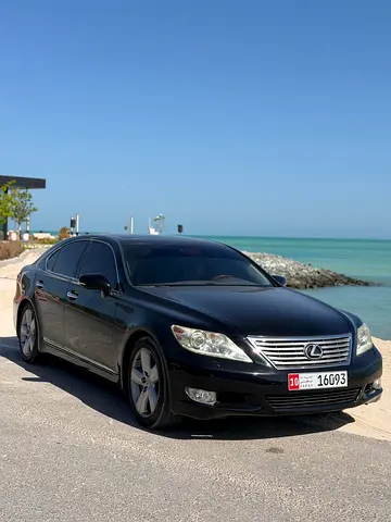 Lexus LS 460 2011 | American Specs | Pristine Condition