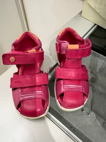 Kids shoes ECCO Pink Leather Sandals, Size 24, like new