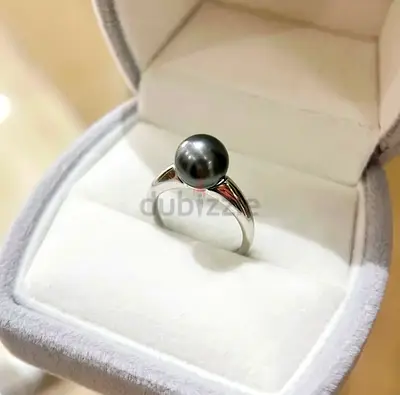 Elegant Tahitian Pearl Ring in Silver — Size Adjustable