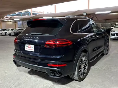 2015 Porsche CAYENNE — фото 2