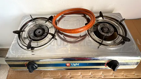 2-burner stainless steel gas stove with hose (used)