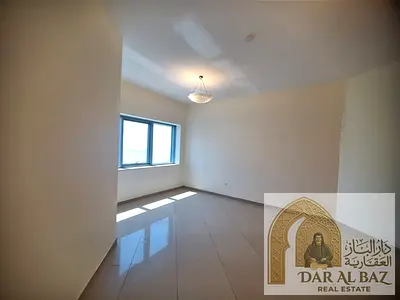 أجمل ثلاث غرف وصالة بمنطقة التعاون - الشارقة | تكييف مجانى | باركن مجانى | جيم ومسبح مجانى | خزائن بالحائط | موقع مميز ع بعد دقائق من دبى