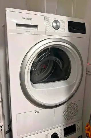 SIEMENS - IQ500 CONDENSER TUMBLE DRYER 8 KG - WT46G400GC