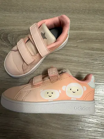 Adidas kids shoes girls sneakers with velcro straps - size 23