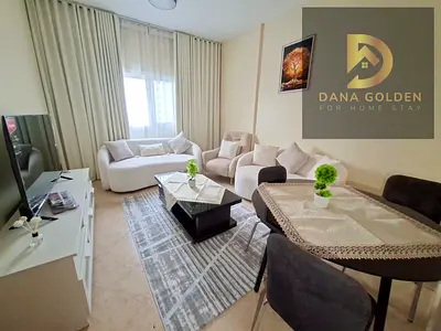 متاح من اليوم شقه غرفه وصاله و اثنين حمام مع مسبح و النت 3300