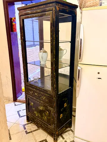 Hand painted Chinese Antique Black Lacquered Display Cabinet with Glass Doors and inside mirror
