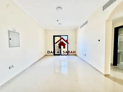 4 cheque payment/deposit cash/one cheque 32k/very huge apartment/ready to move!