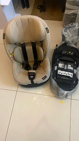 BeSafe Toddler Car Seat with ISOFIX Base