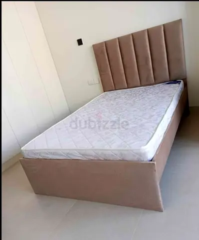 Brand New velvet bed double siza with medical mattress