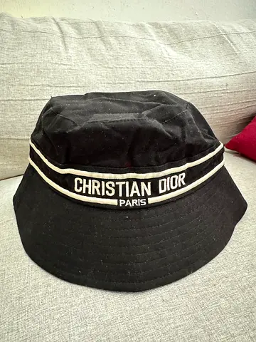 Christian Dior black bucket hat