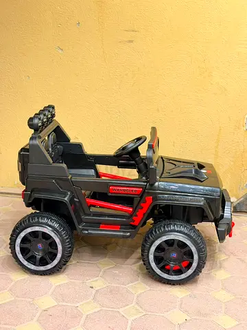 Kid’s jeep brand new