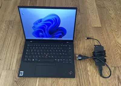 X1 Carbon Gen 9 - 11th GEN Evo Core i7 Processor 3.0ghz _ powerful Slim Ultrabook Laptop Lenovo