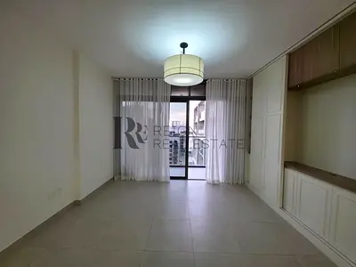 SOHO SQUARE | 1BR APT | BALCONY | READY TO MOVE