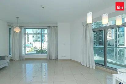 Luxury Living | Bright Spacious | Marina