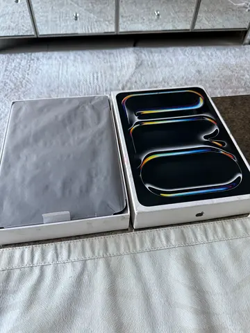 iPad Pro M4 11 inch 256GB Wi-Fi Apple Care Plus Space Black.