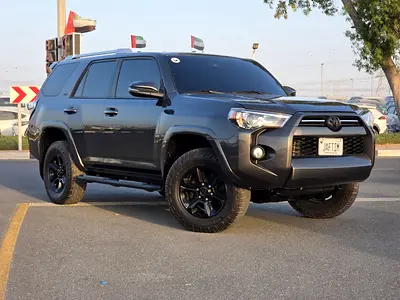 2021 Toyota 4Runner - 7 seater with Sunroof