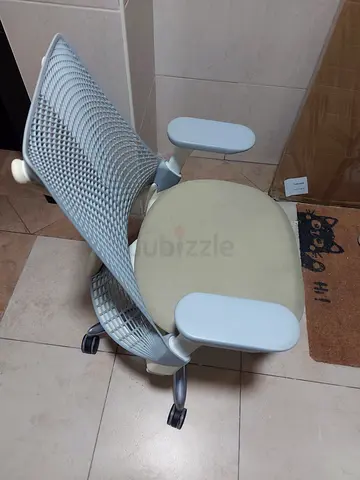 Herman Miller Aeron Office Chair Fully Adjustable and Lumbar Support