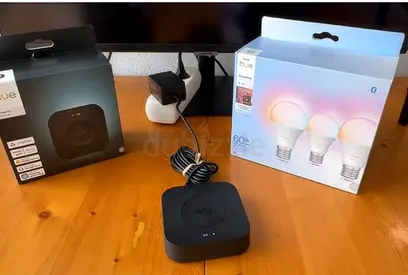 Philips Hue Bridge + 4x Smart Light Bulb Set