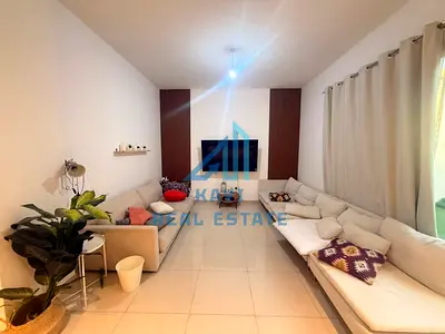 ✨ فيلا زاوية واسعة مكونة من 3 غرف نوم للإيجار في مجمع نسما السكني، الطائي - الشارقة ✨