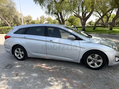 Hyundai i40 2014 GCC Specs - Reliable Fuel Efficient