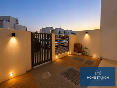 RARE UNIT | PRIVATE FRONT & BACKYARD | PRIME LOCATION | UNBEATABLE DEAL