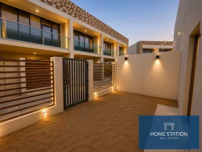 RARE UNIT | PRIVATE FRONT & BACKYARD | PRIME LOCATION | UNBEATABLE DEAL