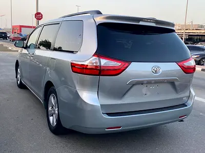صورة مصغرة 5 لـ 2015 Toyota SIENNA