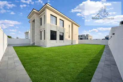 Huge Garden | Modern Design | Inside Kitchen
