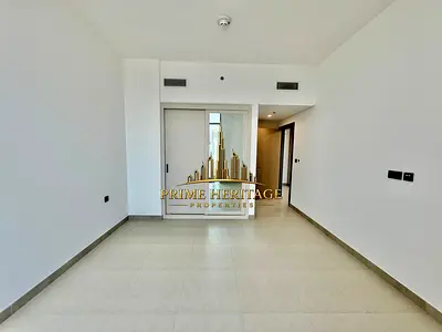 شقة جديدة كليًا مكونة من غرفة نوم واحدة | مطبخ مجهز بالكامل | حمامان | واحة فيستا ريزيدنس – قرية جميرا الدائرية (JVC)
