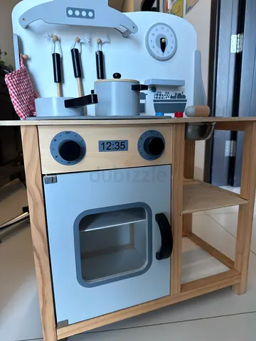 Beautiful Wooden Kids Play Kitchen – Hours of Imaginative Screen-Free Play