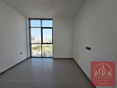 LUXURY 1 BHK - BRAND NEW BUILDING - SEMI-FURNISHED - SKYLINE VIEW