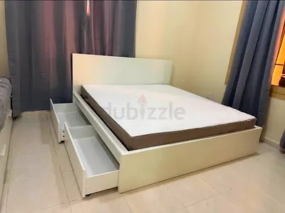 Ikea Malm bed with mattress king size excellent