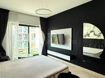 Pool View | Fully Furnished | New on Market