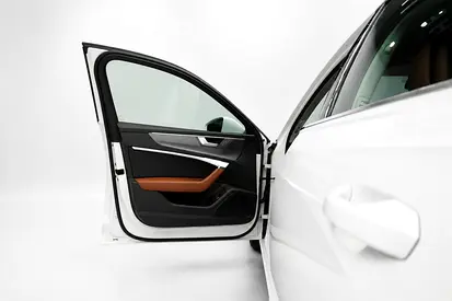 صورة مصغرة 7 لـ 2022 AUDI A6