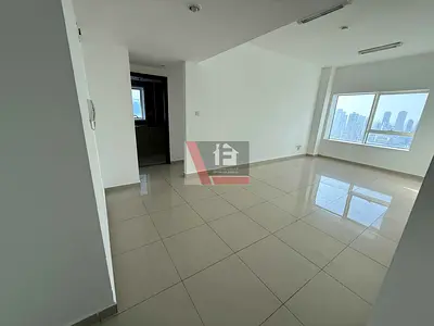 DUBAI BORDER STUDIO AL NAHDA RTA F24 BUS AVAILABLE
