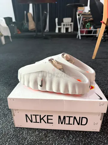WTS Nike Mind Grey 8 US - 41 EUR