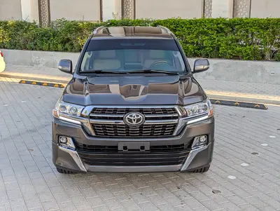 2018 Toyota LAND CRUISER 照片 2