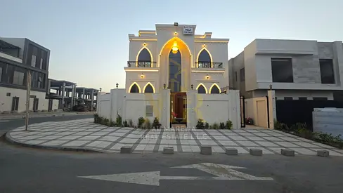 Classic villa at a price including electricity, water, air conditioning, and registration fees, freehold for lifeLuxury Classic Villa for Sale in Al H