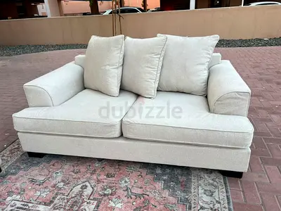 Perfect condition the one Kingston sofa set beige 3+2