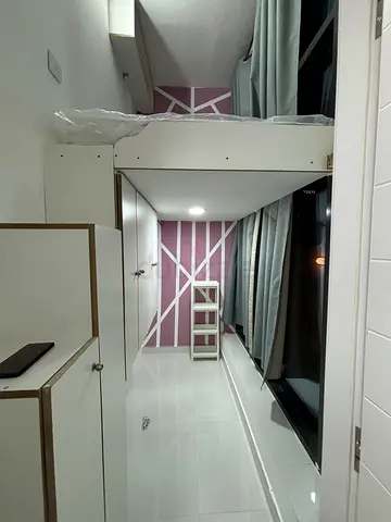 LADIES APARTMENT CLEAN AND SILENT