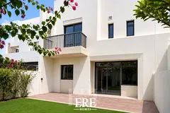 Spacious 3BR Townhouse | Garden | Town Square