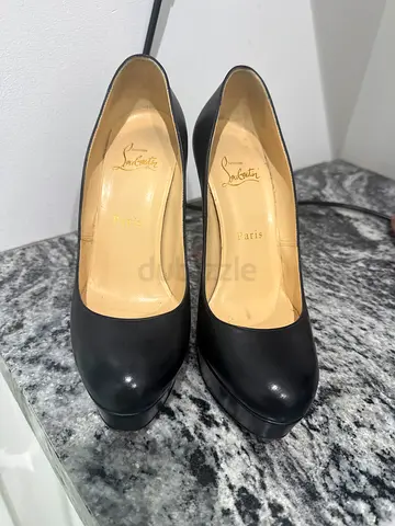 Christian Louboutin black leather platform pumps - classic heels